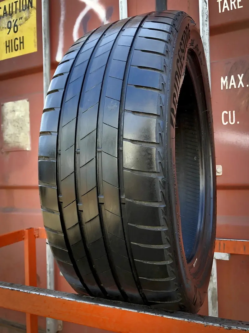 Б/у шина 215/55 R17 Bridgestone Turanza T005