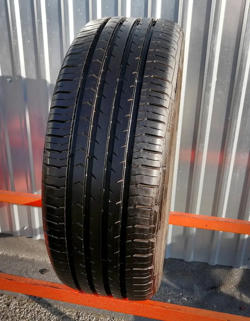 Б/у шина 215/55 R17 Continental ContiPremiumContact 5