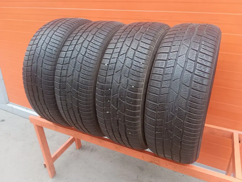 Комплект б/у шин 215/55 R17 Continental ContiWinterContact TS 830 P