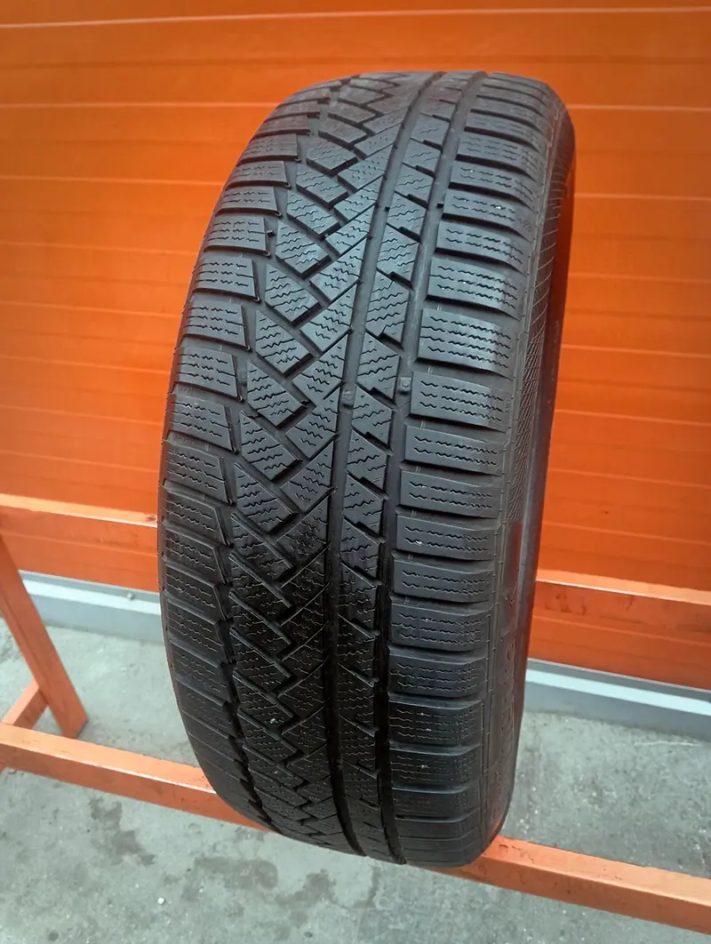 Б/у шина 215/55 R17 Continental ContiWinterContact TS 850 P