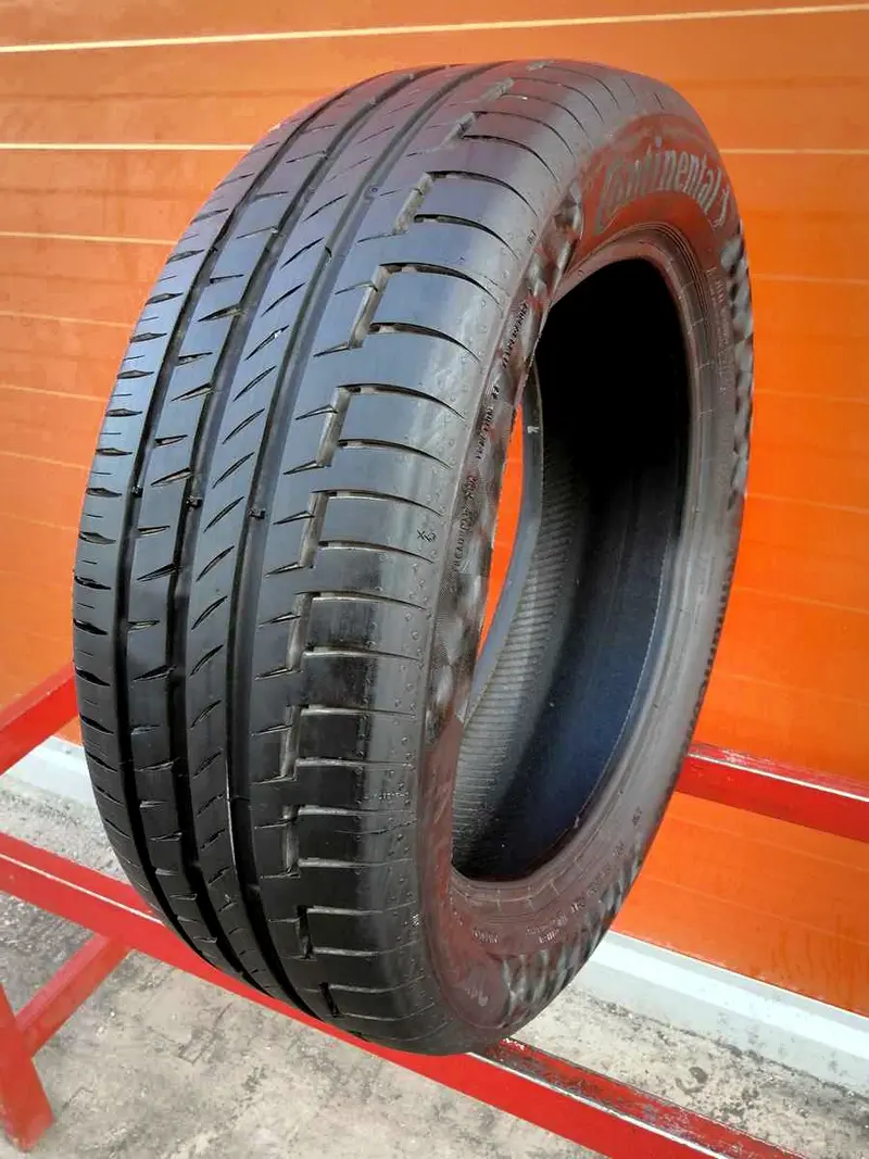 Б/у шина 215/55 R17 Continental PremiumContact 6