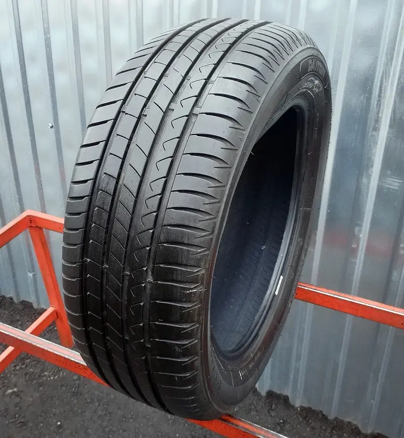 Б/у шина 215/55 R17 Dayton Touring 2