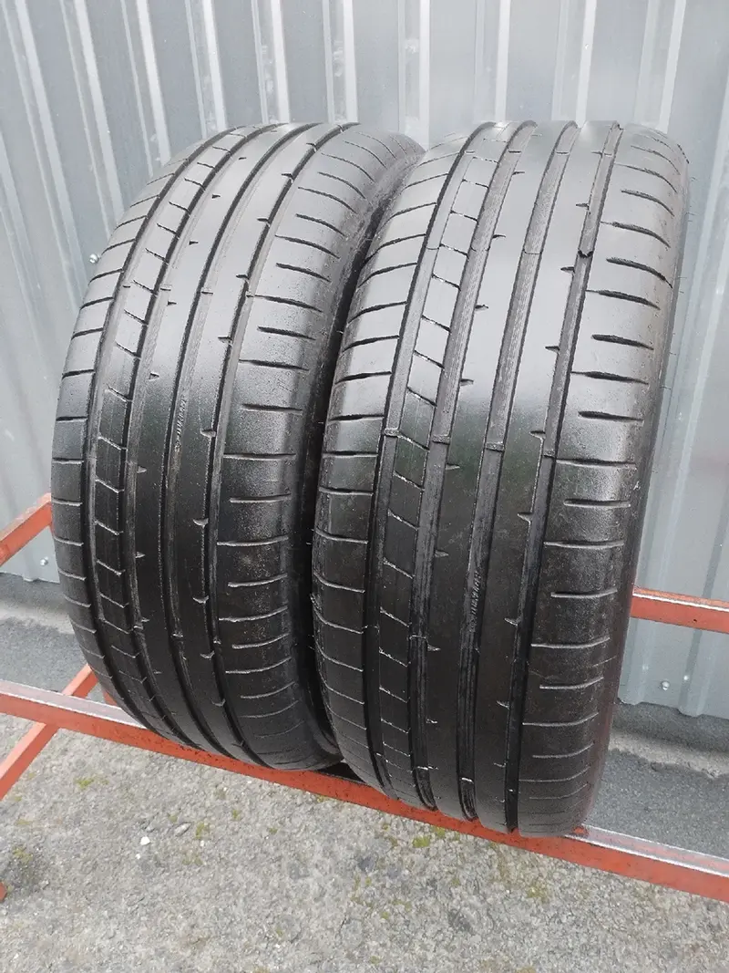 Пара б/у шин 215/55 R17 Dunlop SP Sport Maxx RT 2