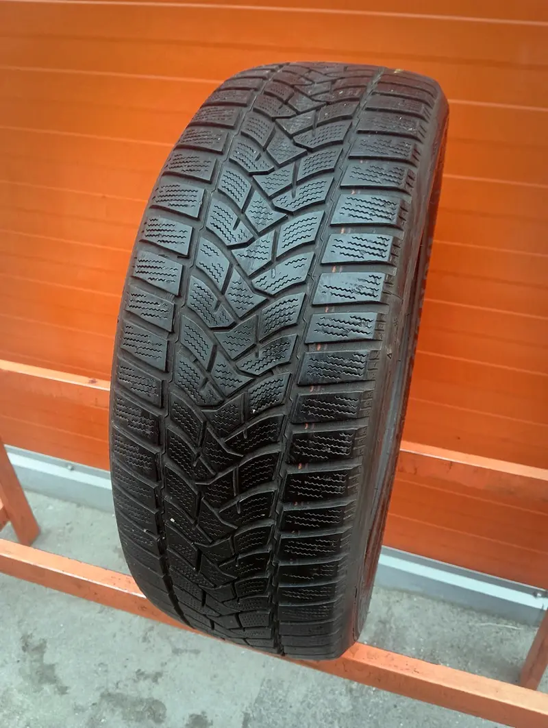 Б/у шина 215/55 R17 Dunlop Winter Sport 5