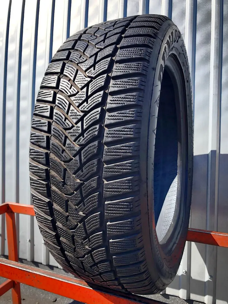 Б/у шина 215/55 R17 Dunlop Winter Sport 5