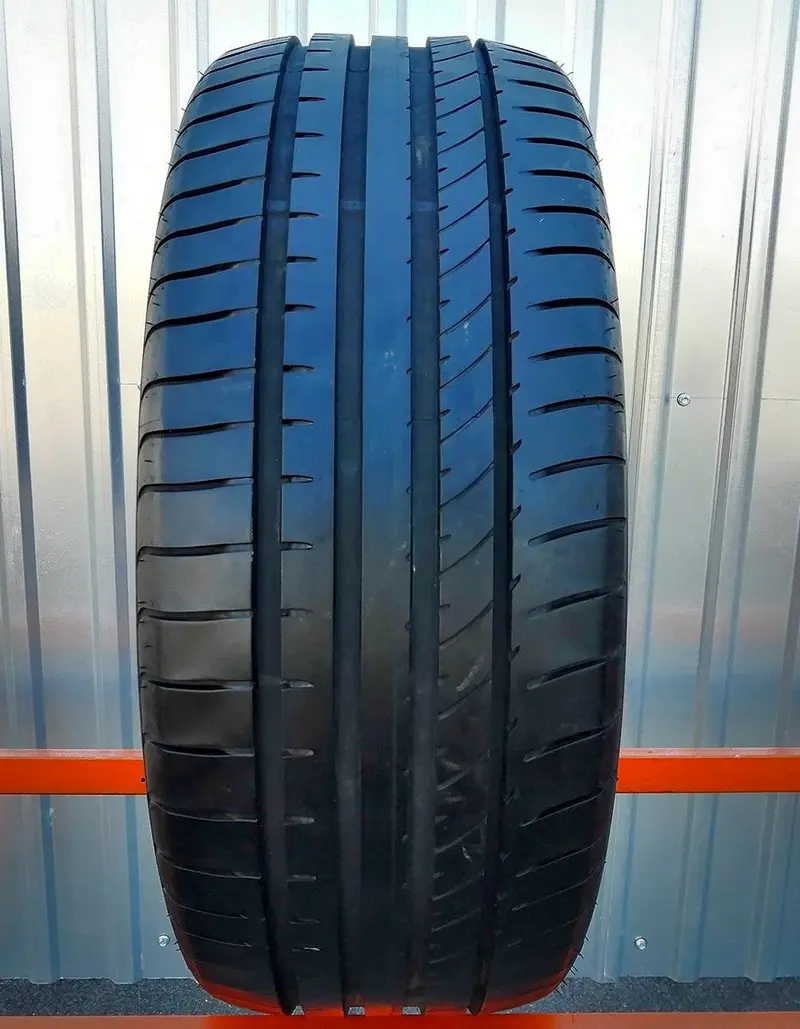 Б/у шина 215/55 R17 ESA-Tecar Spirit UHP