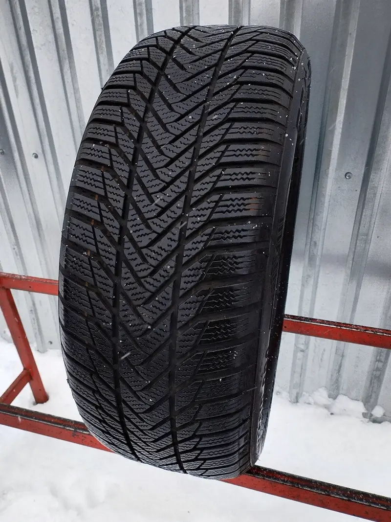 Б/у шина 215/55 R17 ESA-Tecar Super Grip PRO