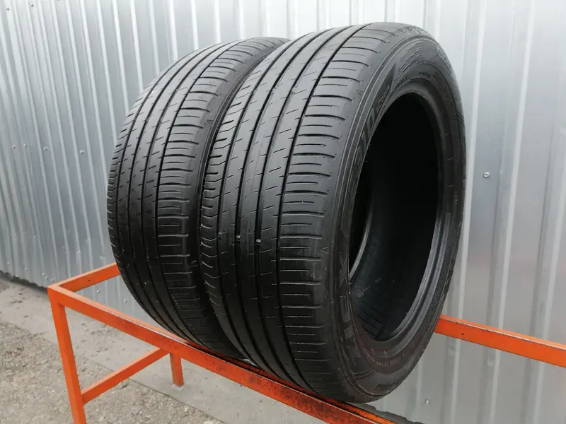 Пара б/у шин 215/55 R17 Falken Ziex ZE310 Ecorun