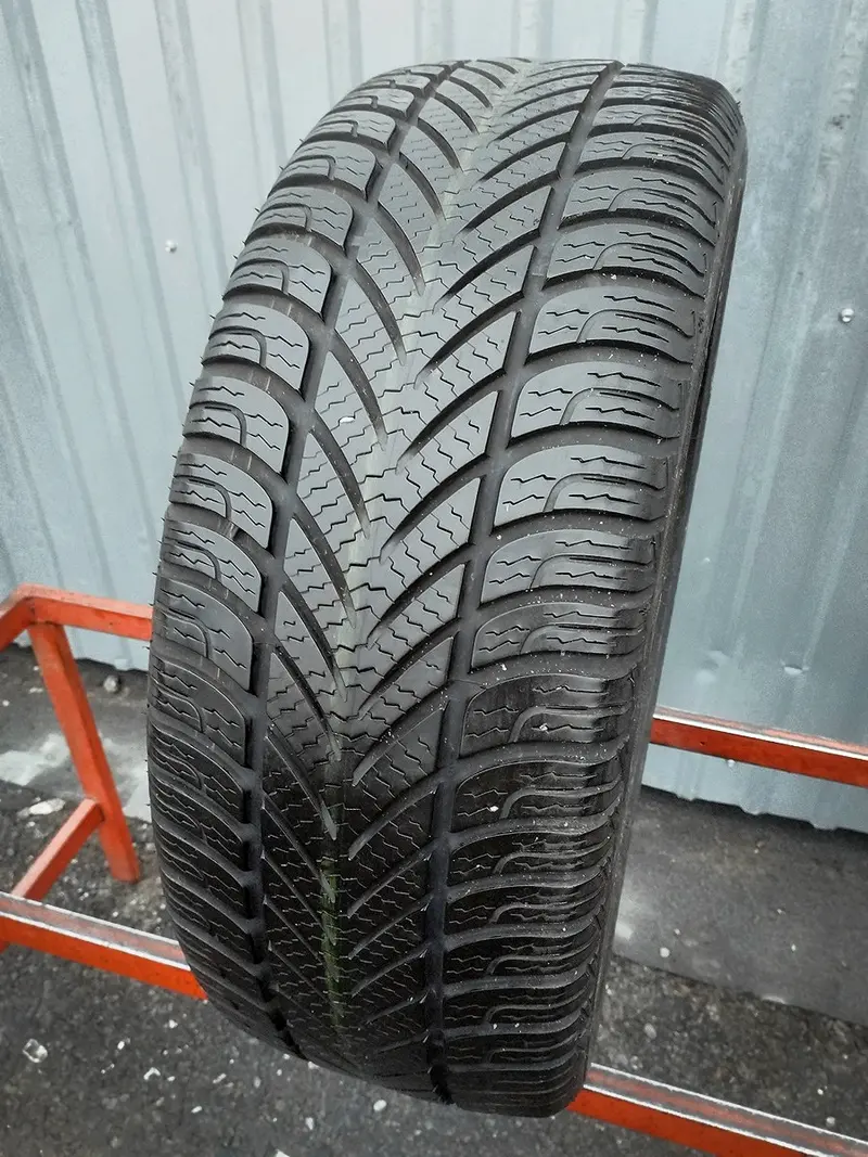 Б/у шина 215/55 R17 Fulda Kristall Supremo