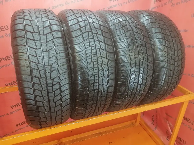 Комплект б/у шин 215/55 R17 Gislaved Euro Frost 6