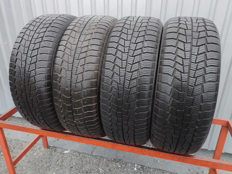 Комплект б/у шин 215/55 R17 Gislaved Euro Frost 6, фото 1
