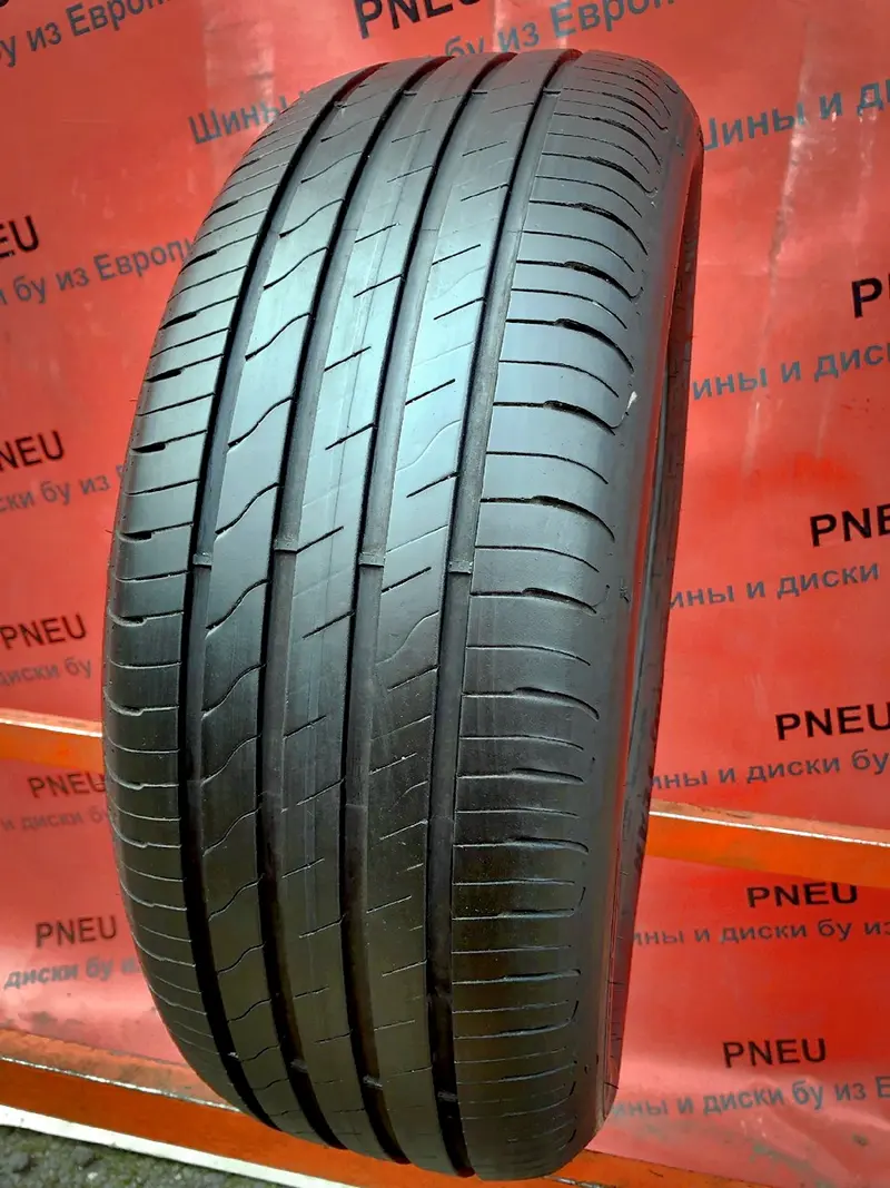 Б/у шина 215/55 R17 Goodyear EfficientGrip Performance 2