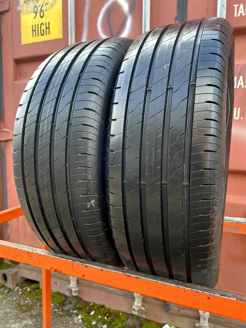 Пара б/у шин 215/55 R17 Goodyear EfficientGrip Performance 2