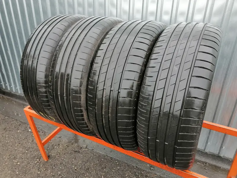 Комплект б/у шин 215/55 R17 Goodyear EfficientGrip Performance, фото 1