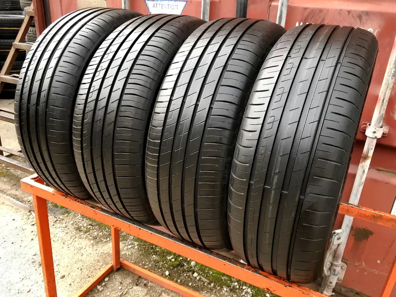 Комплект б/у шин 215/55 R17 Goodyear EfficientGrip Performance, фото 1