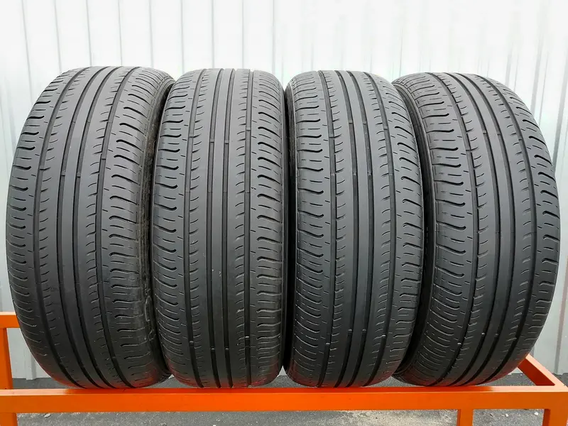 Комплект б/у шин 215/55 R17 Hankook Optimo K415, фото 1