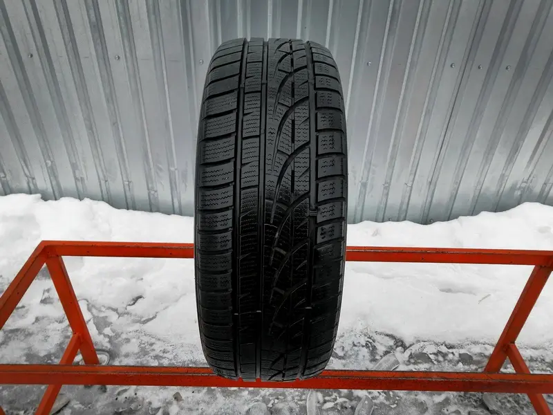 Б/у шина 215/55 R17 Hankook Winter I Cept Evo W310, фото 1