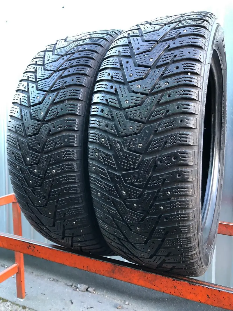 Пара б/у шин 215/55 R17 Hankook Winter i Pike RS2 W429