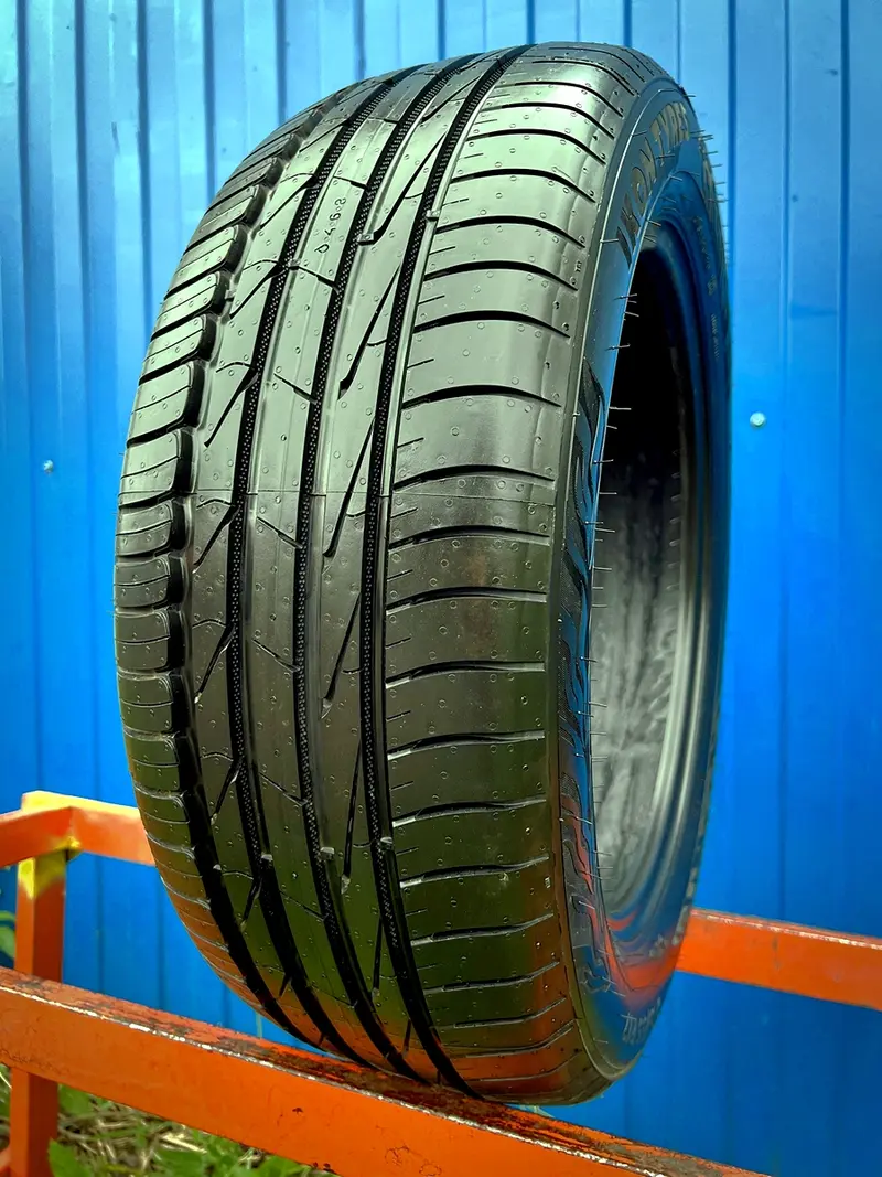 Новая шина 215/55 R17 Ikon Tyres Autograph Aqua 3