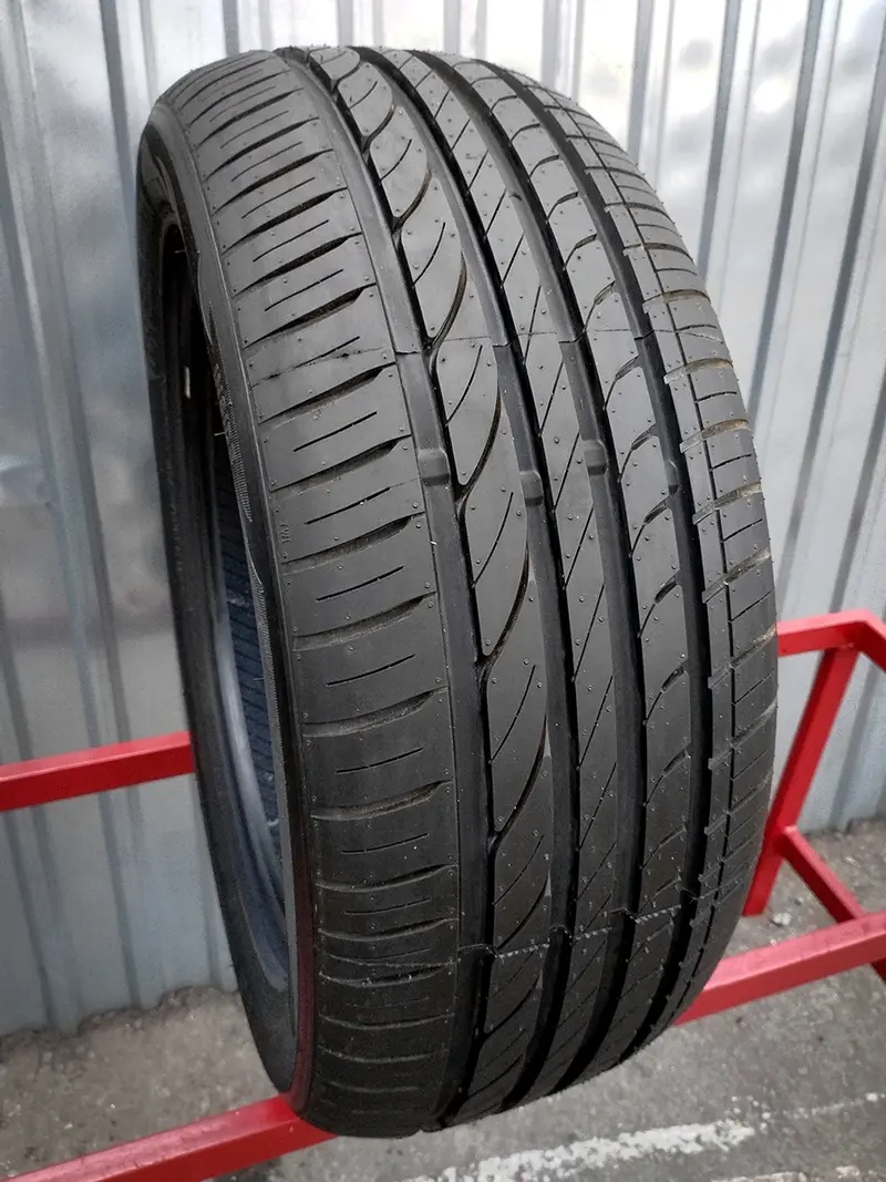 Новая шина 215/55 R17 LingLong Green-Max, фото 1