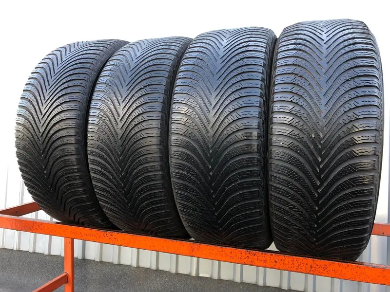 Комплект б/у шин 215/55 R17 Michelin Alpin 5