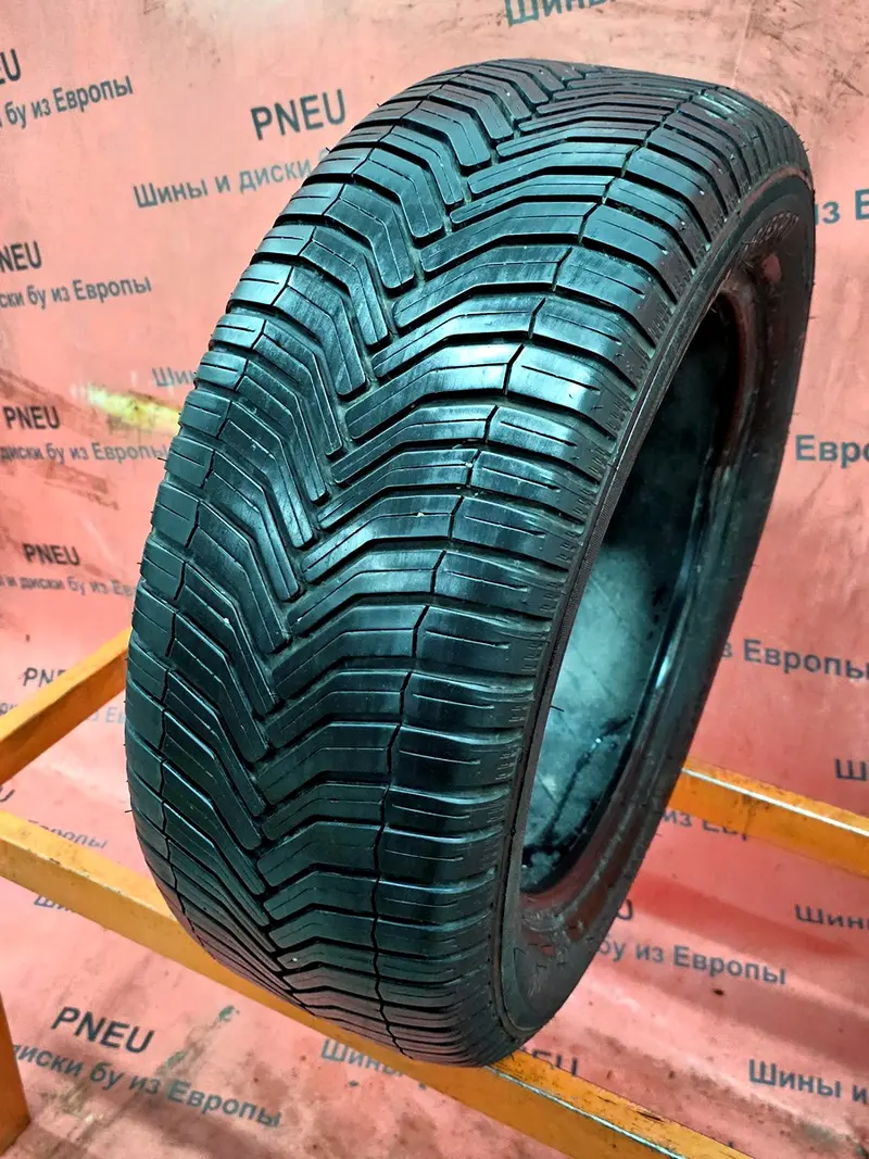 Б/у шина 215/55 R17 Michelin CrossClimate+