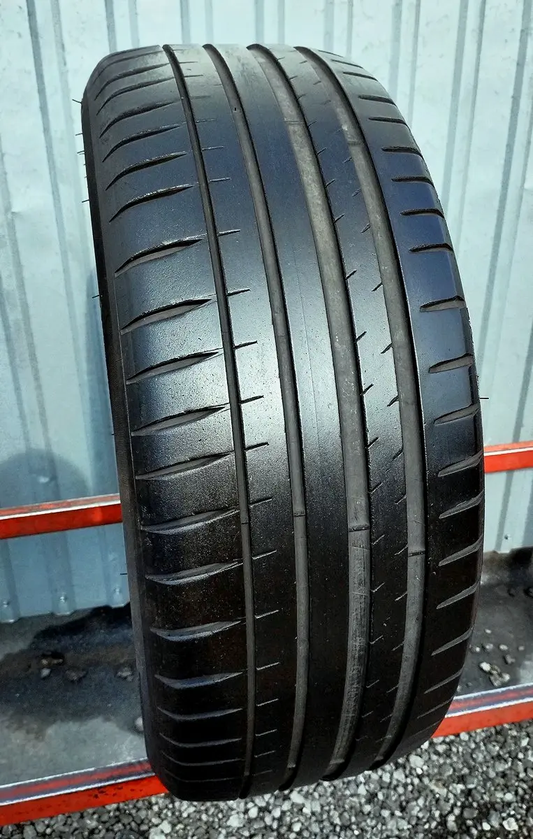 Б/у шина 215/55 R17 Michelin Pilot Sport 4
