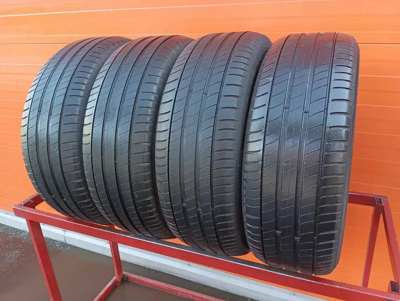 Комплект б/у шин 215/55 R17 Michelin Primacy 3