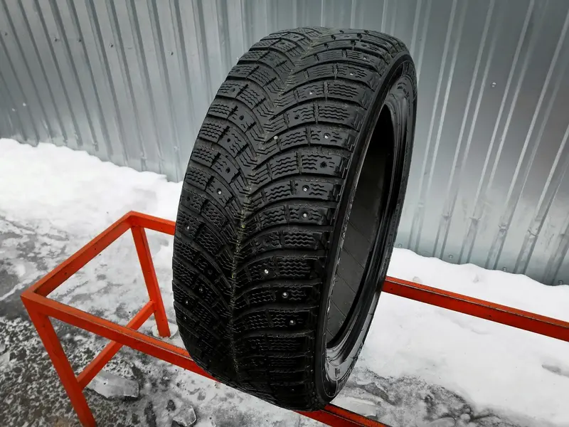 Б/у шина 215/55 R17 Michelin X-Ice North 2