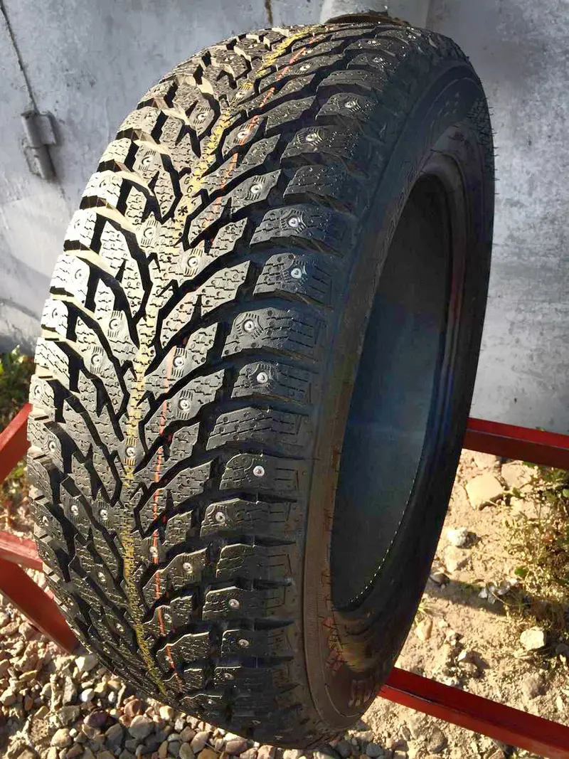 Новая шина 215/55 R17 Nokian Hakkapeliitta 9, фото 1