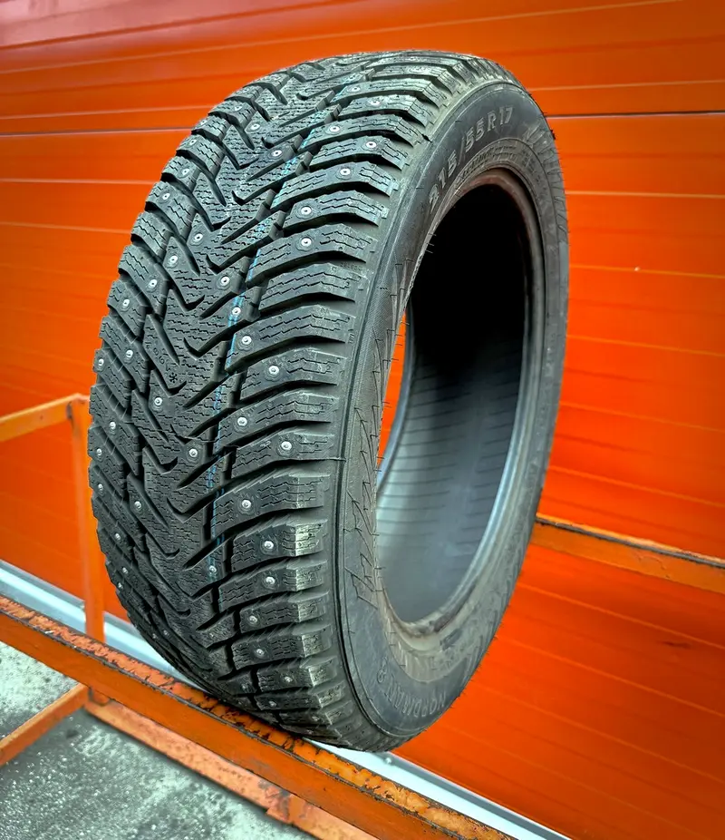Новая шина 215/55 R17 Nokian Nordman 8