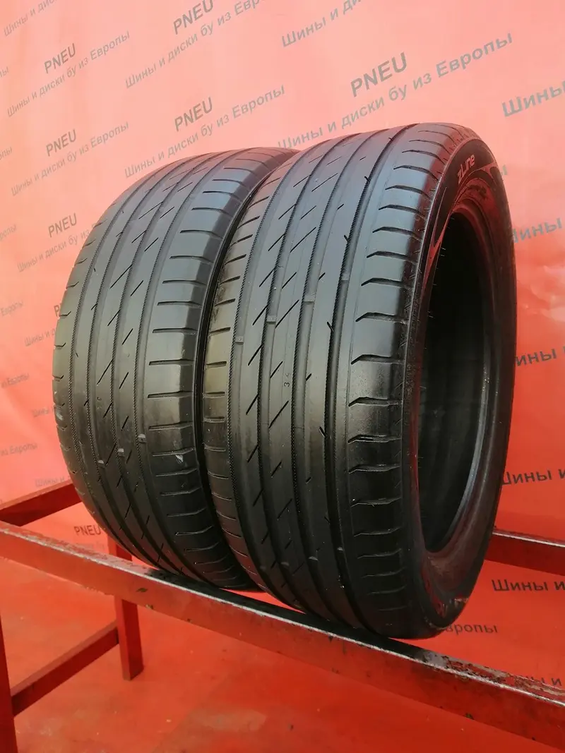 Пара б/у шин 215/55 R17 Nokian zLine