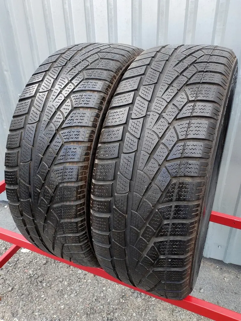 Пара б/у шин 215/55 R17 Pirelli Winter 210 Sottozero
