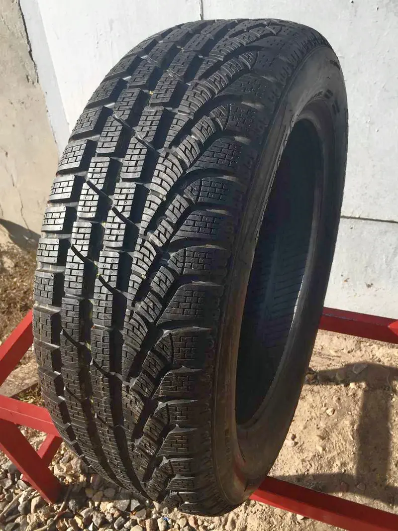 Новая шина 215/55 R17 Pirelli Winter 240 Sottozero 2
