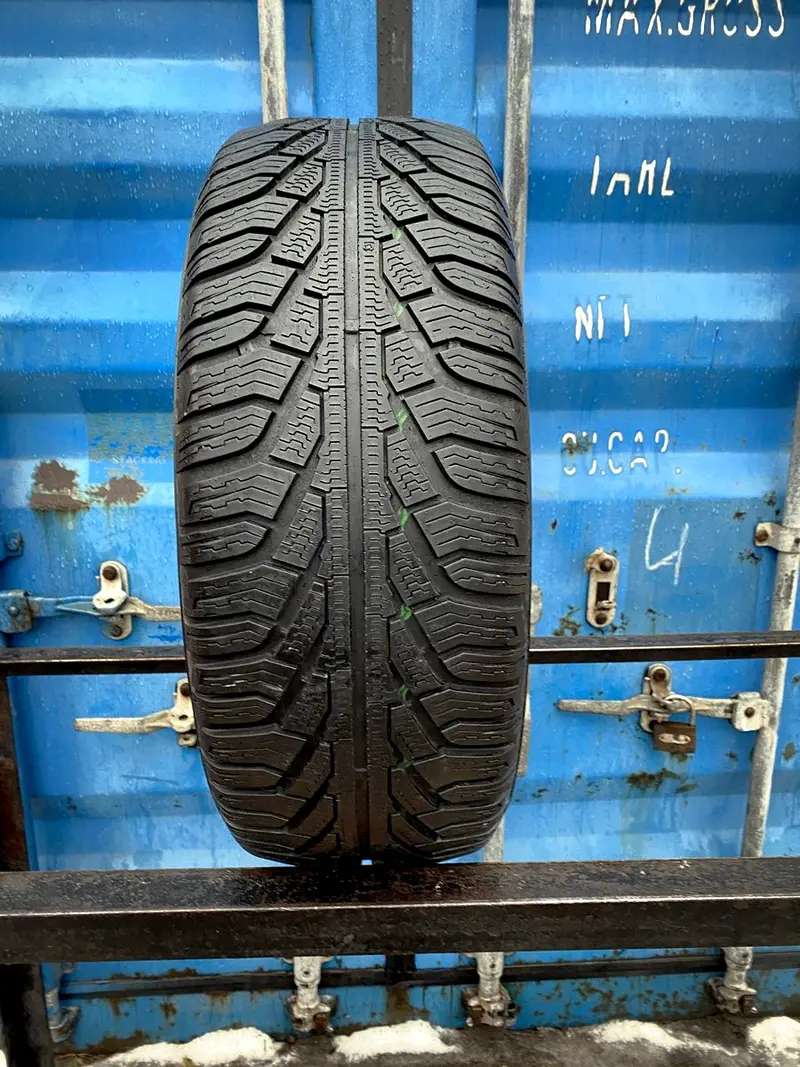 Б/у шина 215/55 R17 Uniroyal MS Plus 77, фото 1
