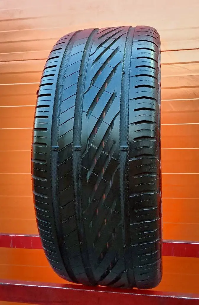 Б/у шина 215/55 R17 Uniroyal Rain Sport 5