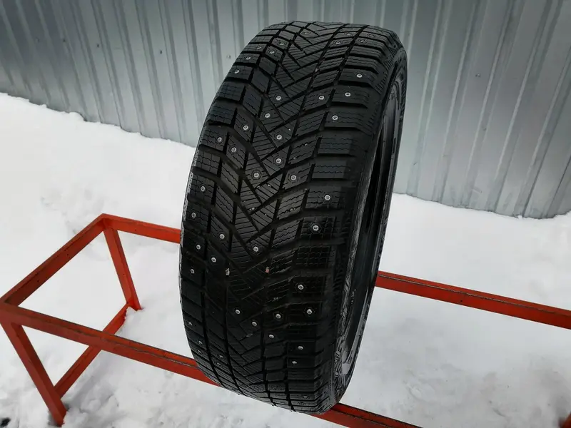 Б/у шина 215/55 R17 Vredestein Wintrac Ice