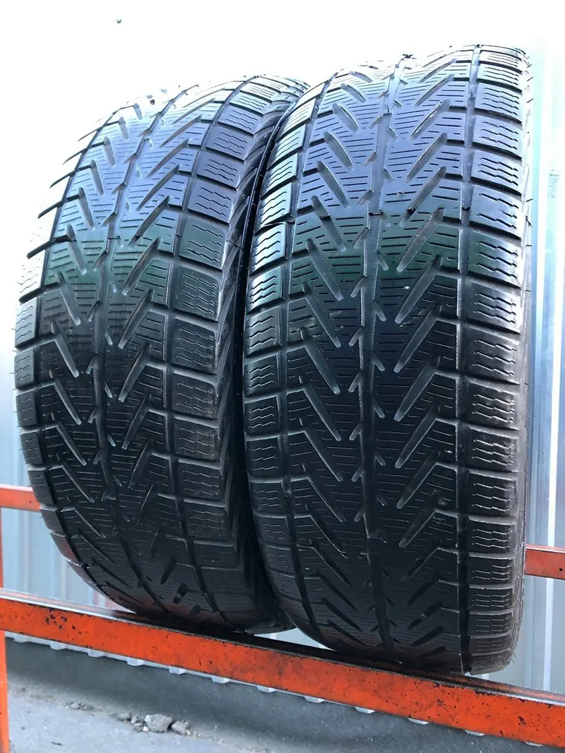 Пара б/у шин 215/55 R17 Vredestein Wintrac Xtreme