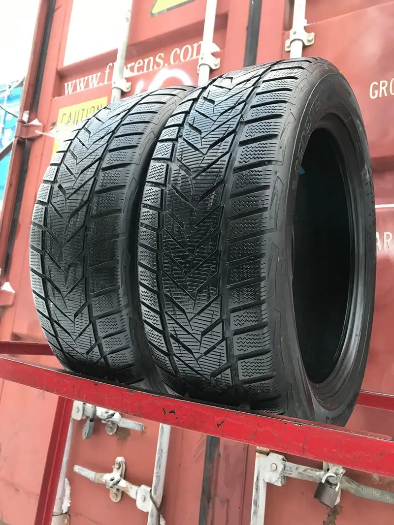 Пара б/у шин 215/55 R17 Vredestein Wintrac Xtreme S
