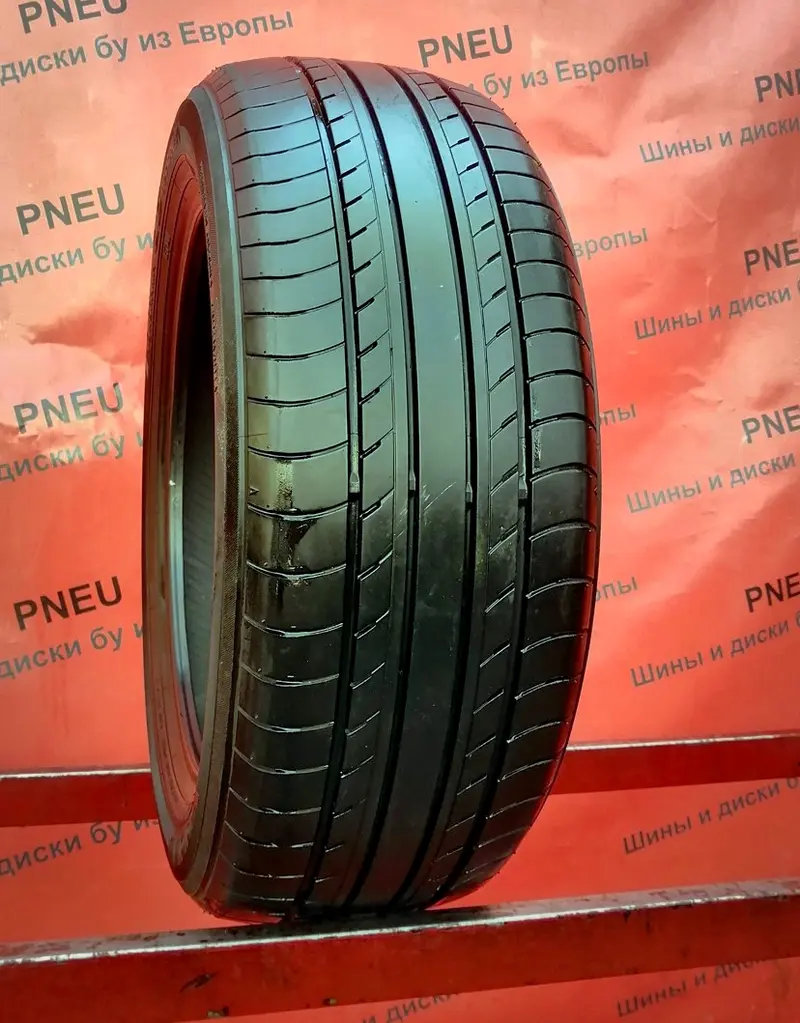 Б/у шина 215/55 R17 Yokohama DB decibel E70D