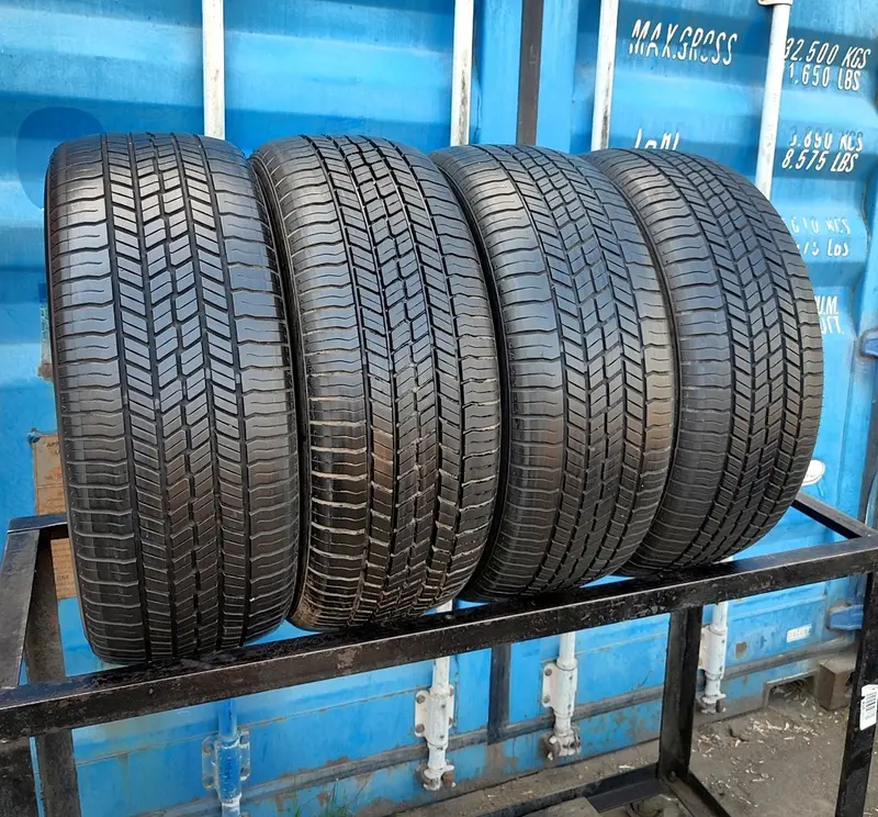 Комплект б/у шин 215/55 R17 Yokohama Geolandar H/T G035