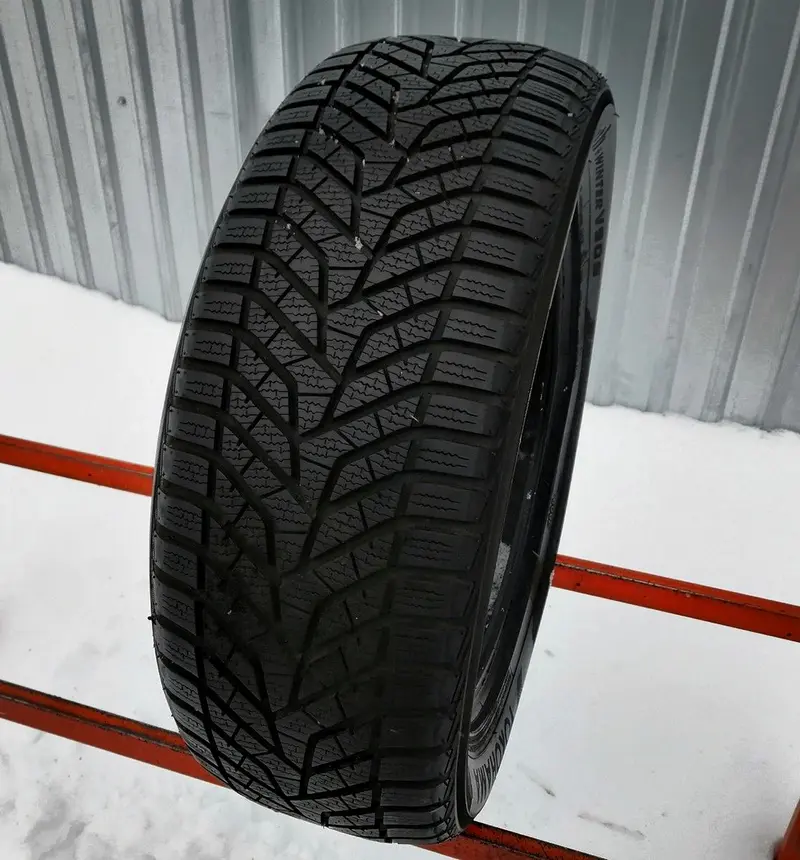 Б/у шина 215/55 R17 Yokohama W.drive V905