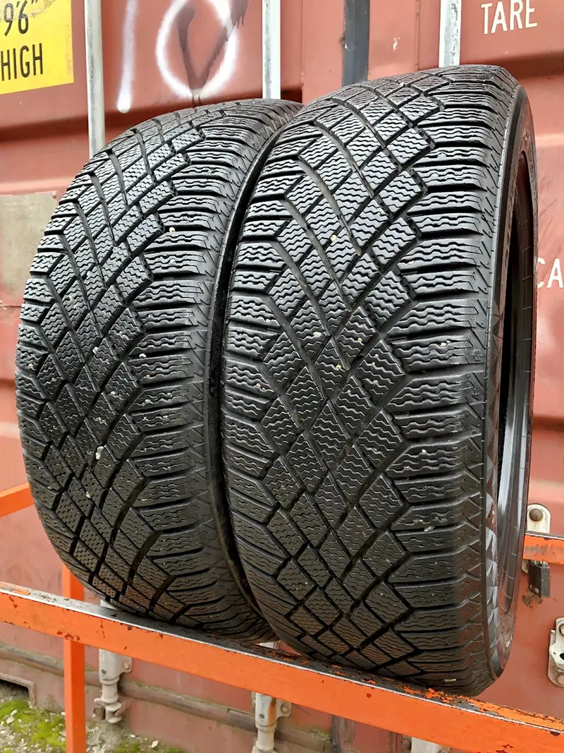 Пара б/у шин 215/55 R18 Continental ContiVikingContact 7