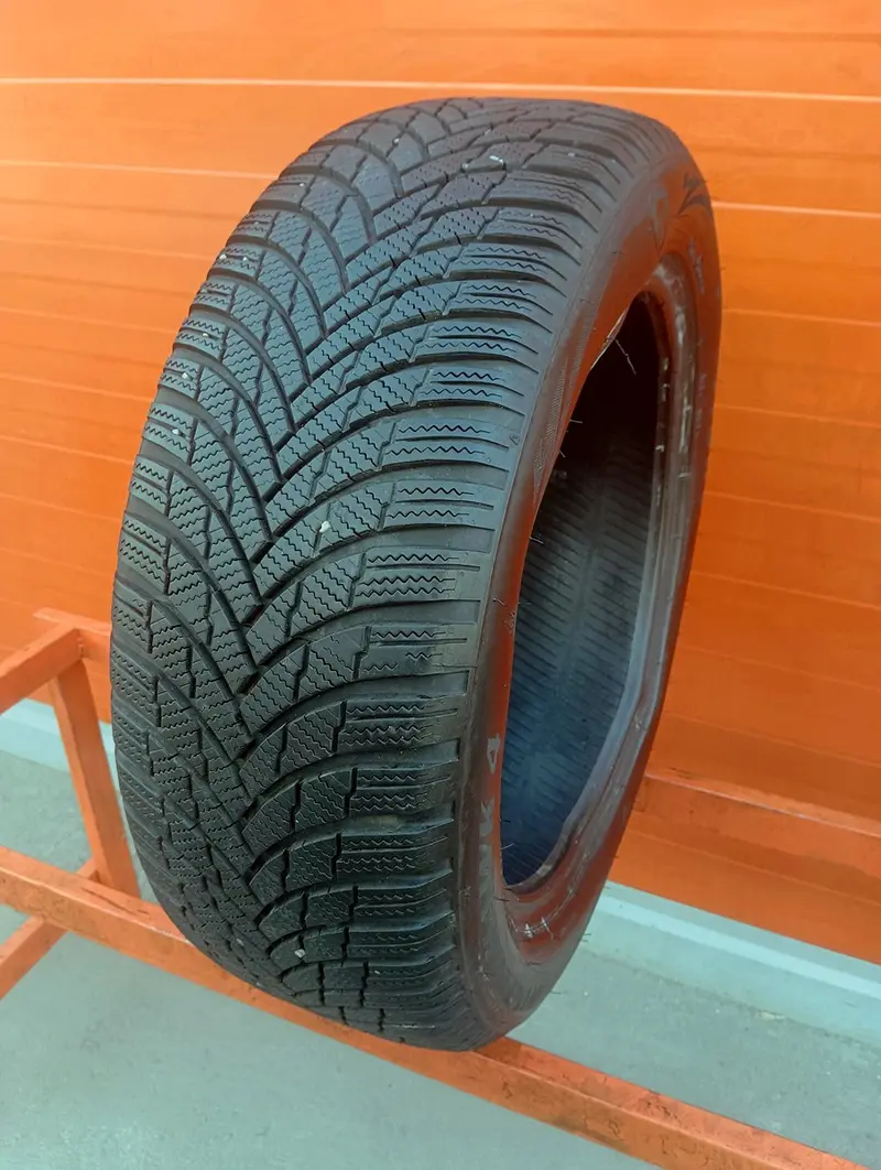 Б/у шина 215/55 R18 Firestone Winterhawk 4