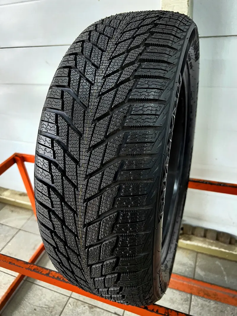 Новая шина 215/55 R18 Nexen Winguard Ice 3