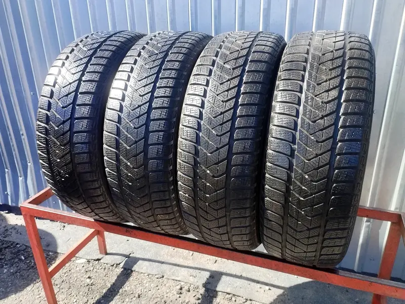 Комплект б/у шин 215/55 R18 Pirelli Winter Sottozero 3, фото 1