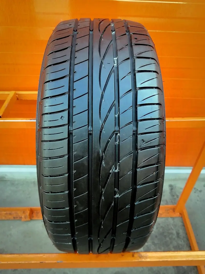 Б/у шина 215/60 R15 Falken Ziex ZE-912