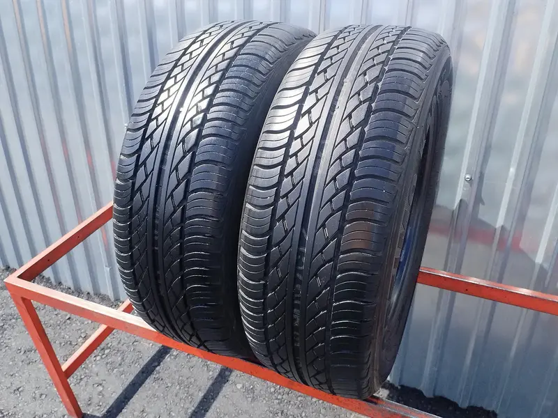 Пара б/у шин 215/60 R15 Hankook Optimo K406
