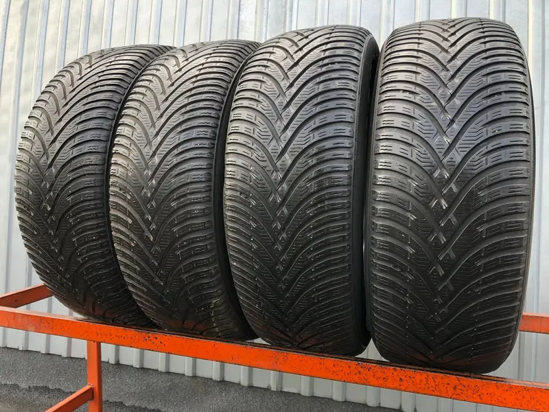 Комплект б/у шин 215/60 R16 BFGoodrich G-Force Winter 2