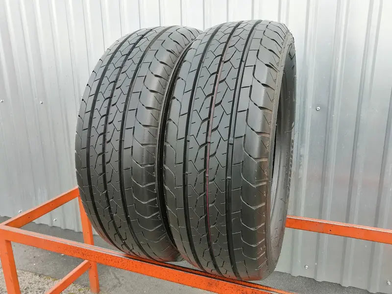 Пара б/у шин 215/60 R16C Bridgestone Duravis R410
